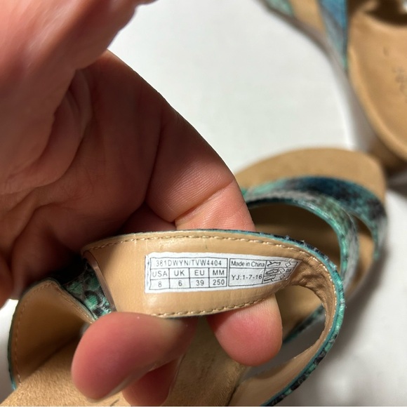 Vionic Green and Blue Wedge Sandals with Adjustable Straps - Picture 5 of 6